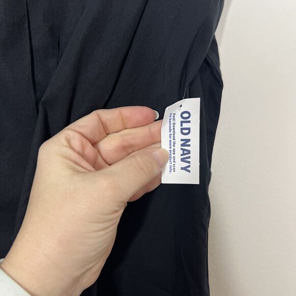 Old Navy The Slim Shirt Medium Black Button Up Collar Office Career Minimalist - Picture 6 of 8